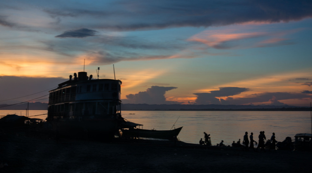 Bagan Sunset River